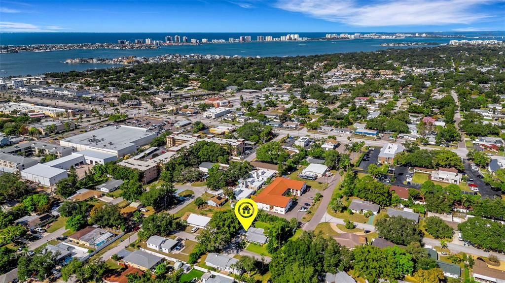 En Venta: $499,000 (3 camas, 2 baños, 1239 Pies cuadrados)