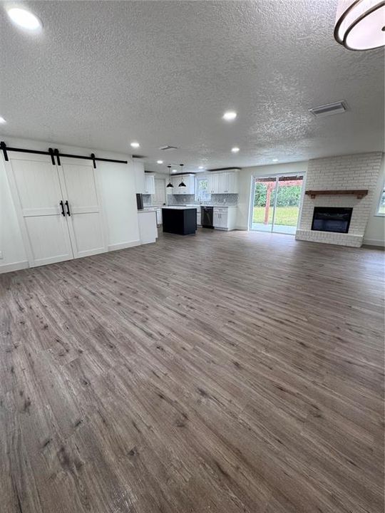 For Rent: $2,950 (3 beds, 2 baths, 2046 Square Feet)