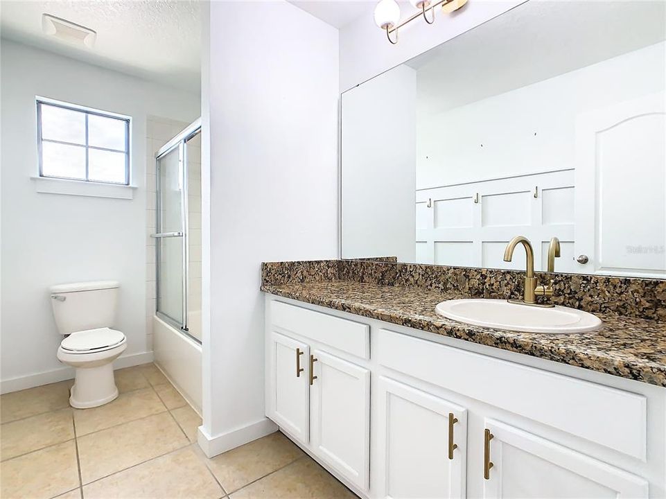 待售: $545,000 (5 贝兹, 3 浴室, 3170 平方英尺)