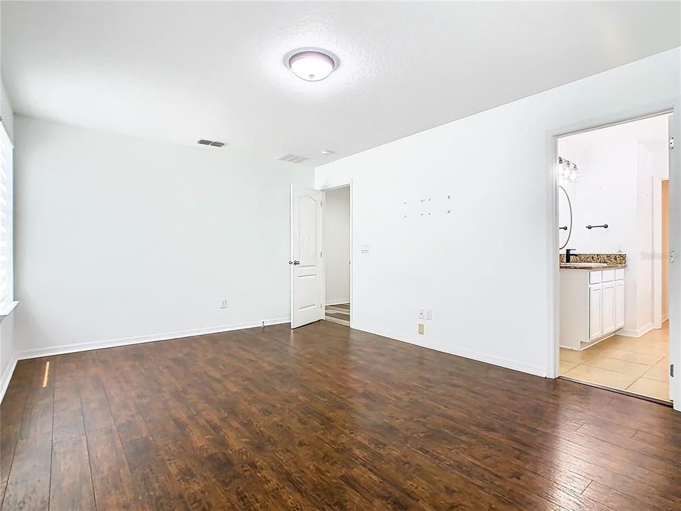 待售: $545,000 (5 贝兹, 3 浴室, 3170 平方英尺)