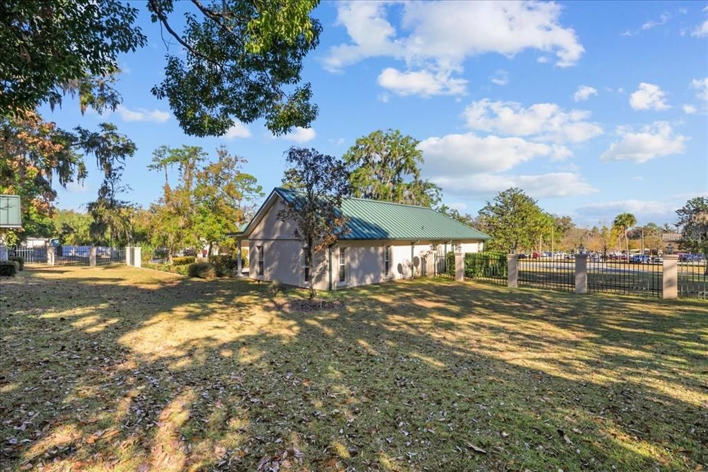 En Venta: $474,900 (3 camas, 2 baños, 3282 Pies cuadrados)