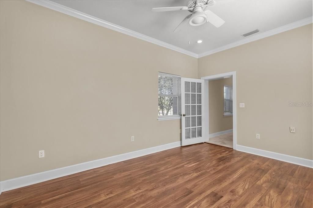 En Venta: $474,900 (3 camas, 2 baños, 3282 Pies cuadrados)