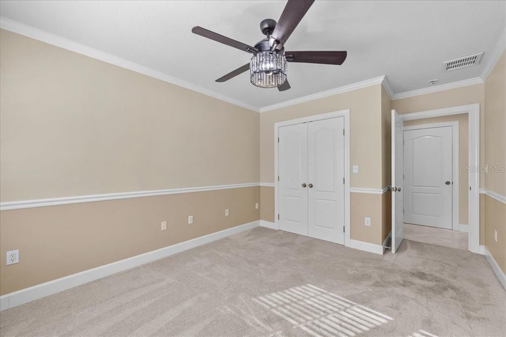 En Venta: $474,900 (3 camas, 2 baños, 3282 Pies cuadrados)