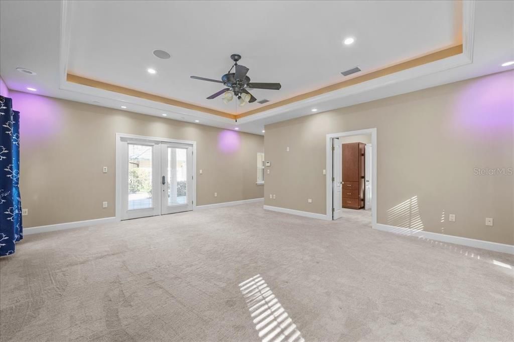 En Venta: $474,900 (3 camas, 2 baños, 3282 Pies cuadrados)