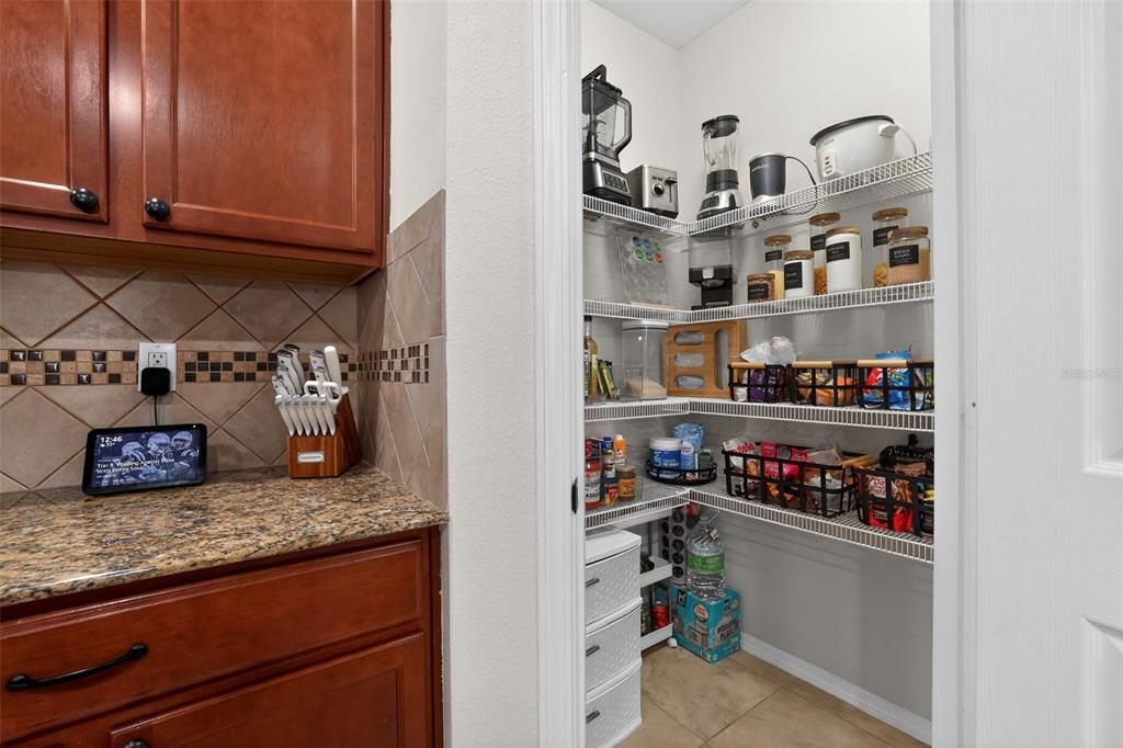 待售: $219,900 (2 贝兹, 2 浴室, 1280 平方英尺)