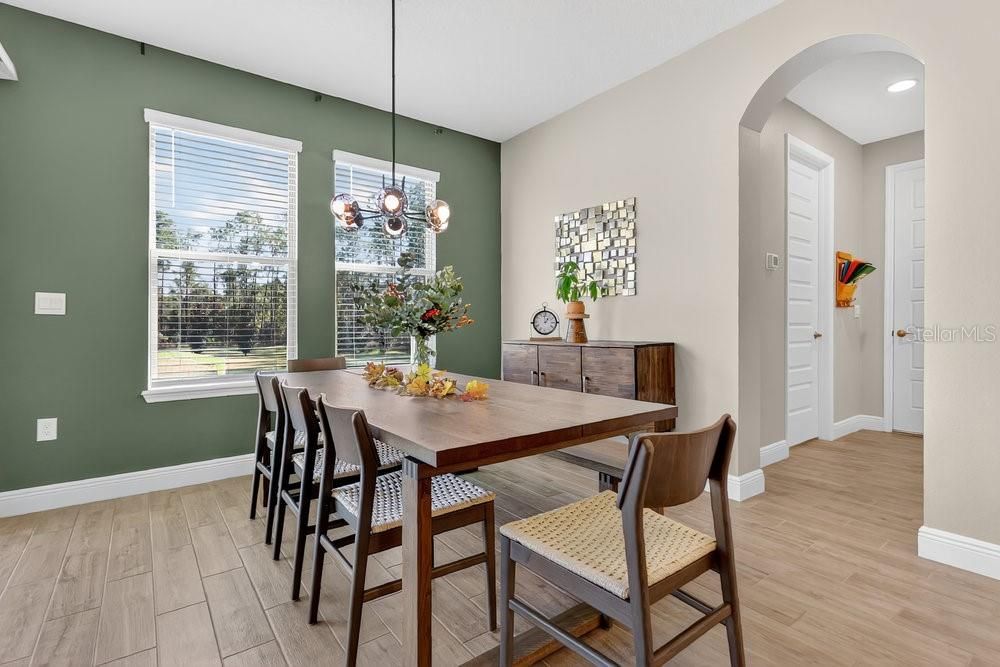 En Venta: $1,135,900 (5 camas, 5 baños, 3416 Pies cuadrados)