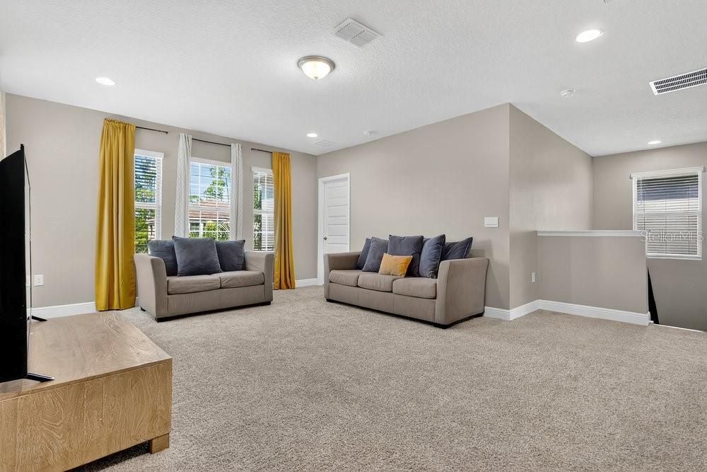 En Venta: $1,135,900 (5 camas, 5 baños, 3416 Pies cuadrados)