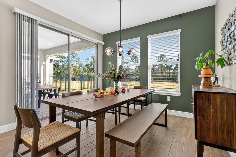 En Venta: $1,135,900 (5 camas, 5 baños, 3416 Pies cuadrados)