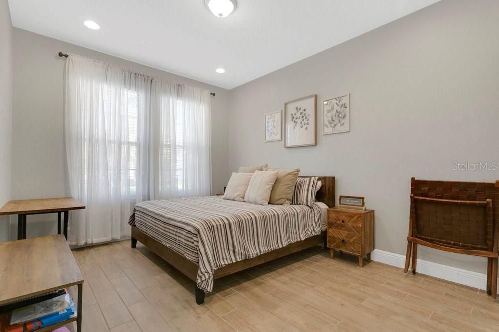 En Venta: $1,135,900 (5 camas, 5 baños, 3416 Pies cuadrados)