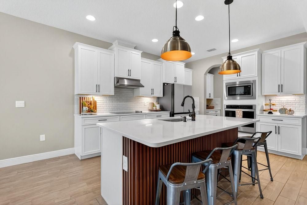 En Venta: $1,135,900 (5 camas, 5 baños, 3416 Pies cuadrados)