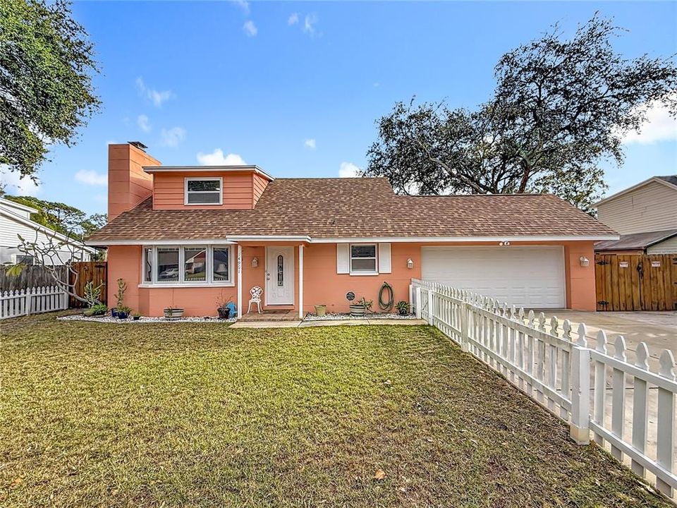 待售: $425,000 (4 贝兹, 1 浴室, 1422 平方英尺)