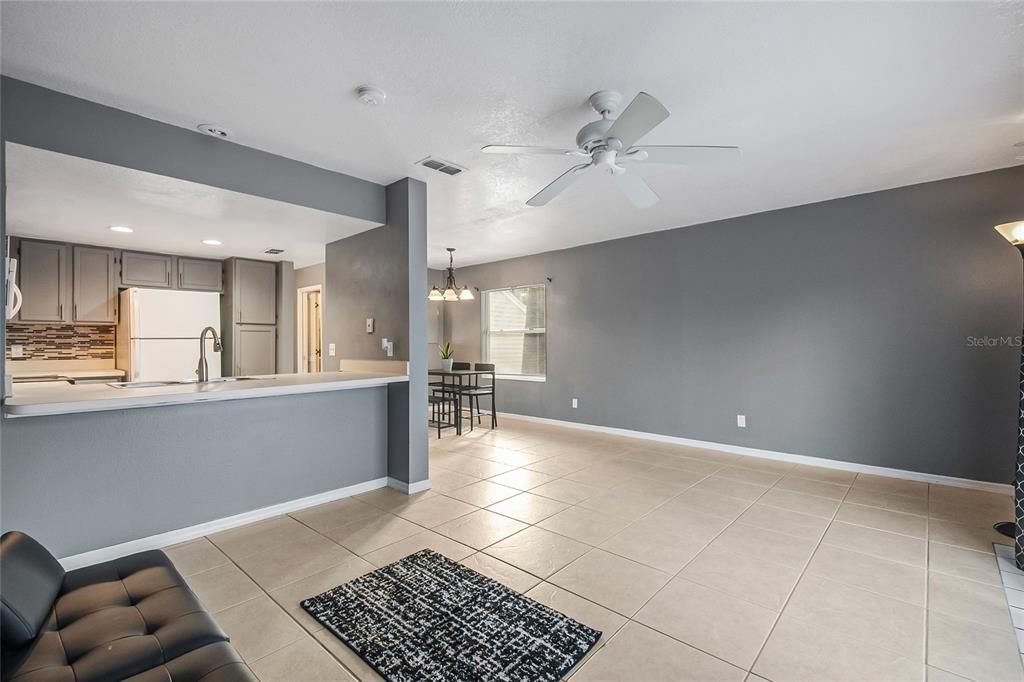 En Renta: $1,750 (2 camas, 2 baños, 1265 Pies cuadrados)