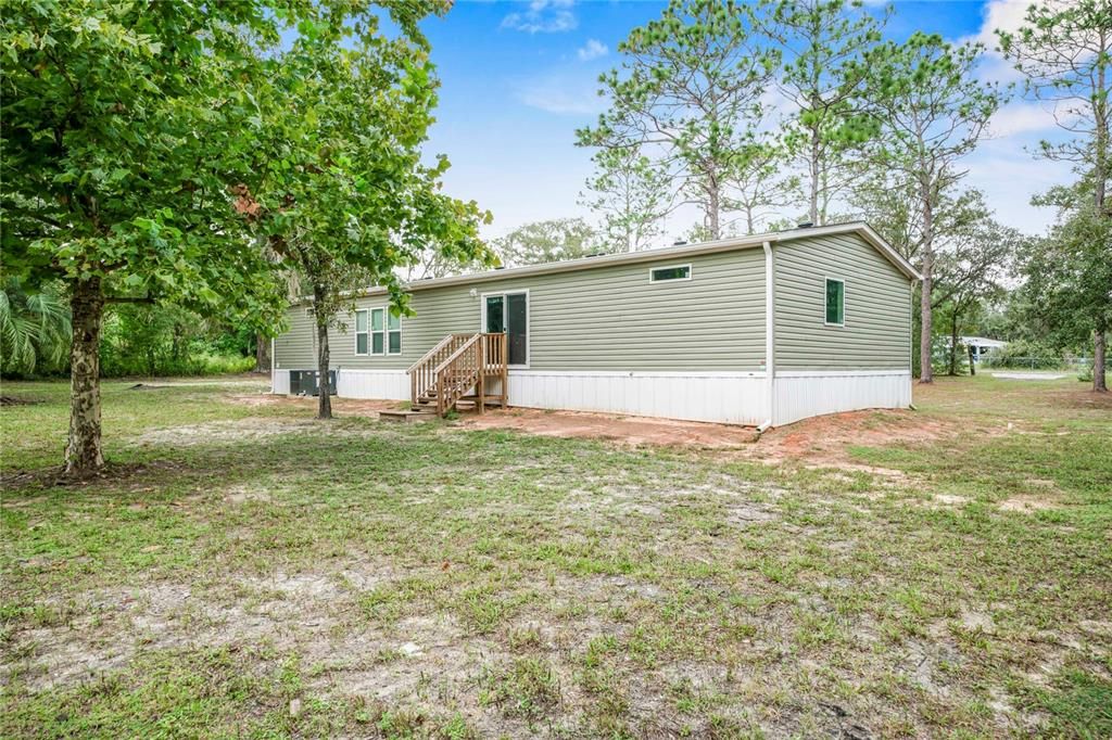 На продажу: $262,500 (4 спален, 2 ванн, 1904 Квадратных фут)