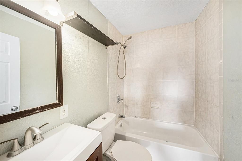 На продажу: $450,000 (3 спален, 2 ванн, 1656 Квадратных фут)