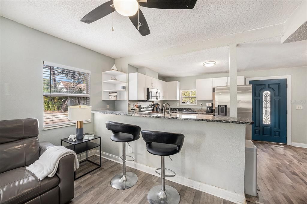 На продажу: $450,000 (3 спален, 2 ванн, 1656 Квадратных фут)