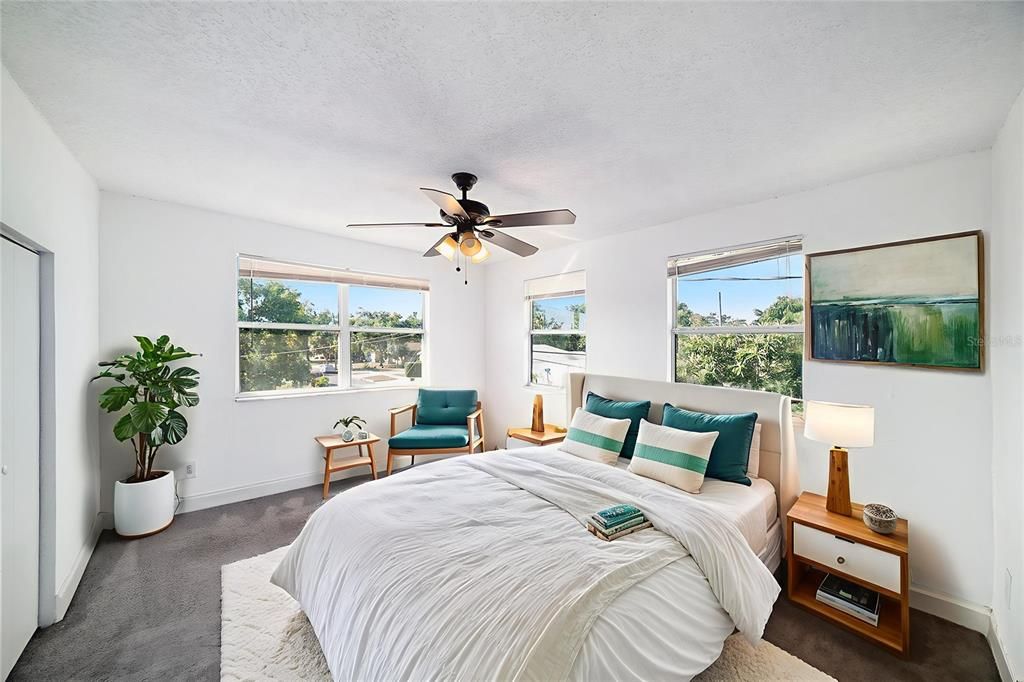 На продажу: $450,000 (3 спален, 2 ванн, 1656 Квадратных фут)