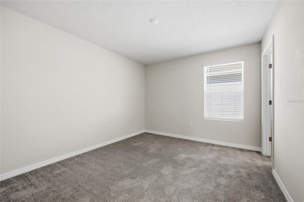 En Venta: $455,000 (4 camas, 3 baños, 2610 Pies cuadrados)