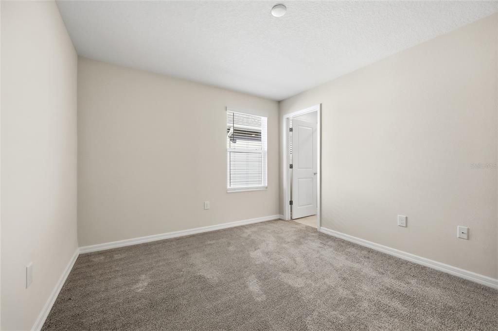 En Venta: $455,000 (4 camas, 3 baños, 2610 Pies cuadrados)