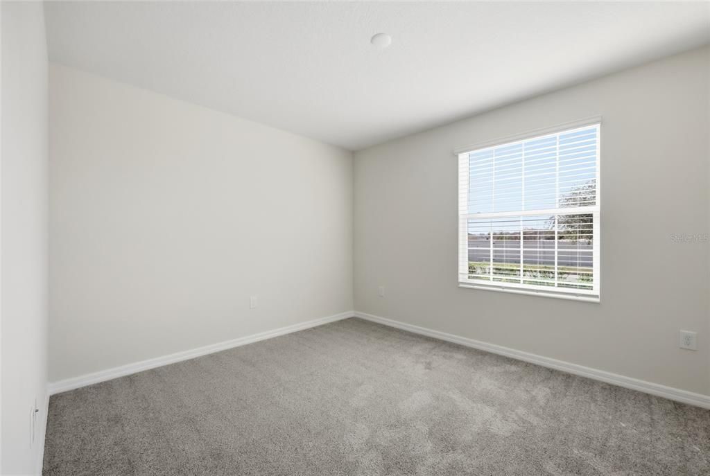 En Venta: $455,000 (4 camas, 3 baños, 2610 Pies cuadrados)