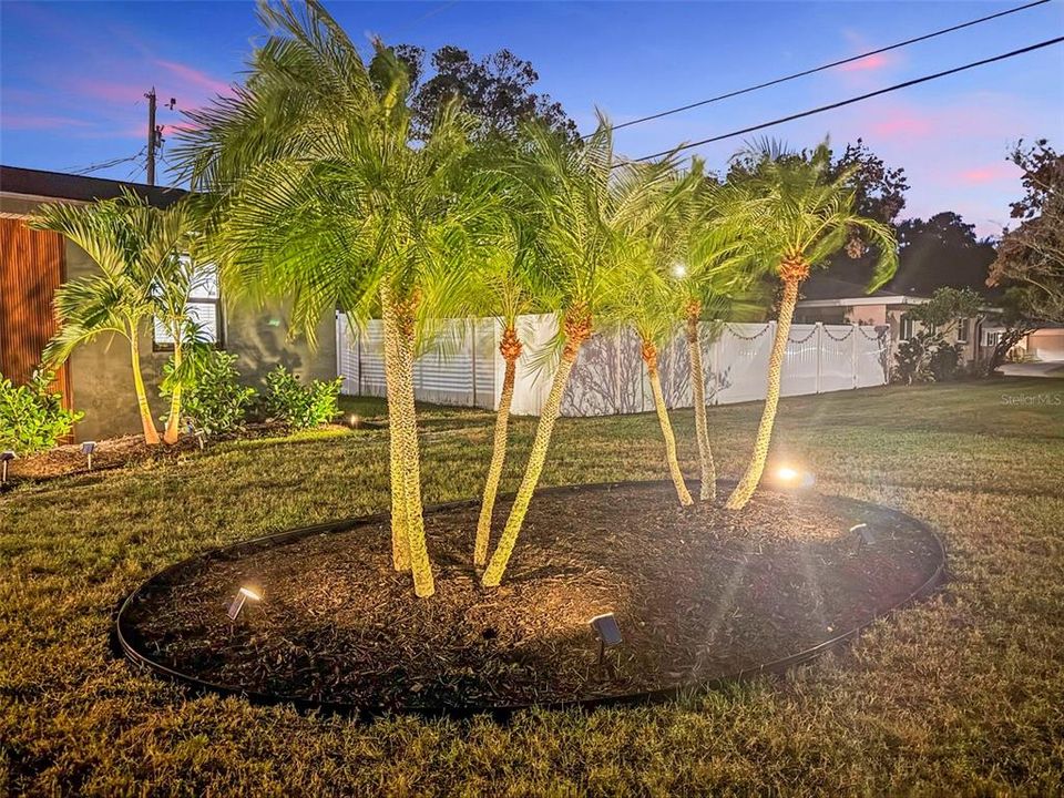 En Venta: $899,000 (4 camas, 2 baños, 1933 Pies cuadrados)