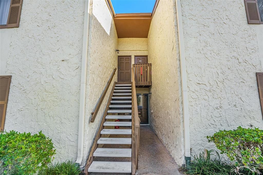 На продажу: $115,000 (1 спален, 1 ванн, 735 Квадратных фут)