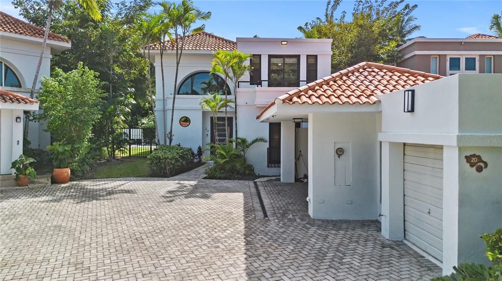 待售: $4,450,000 (4 贝兹, 3 浴室, 4200 平方英尺)