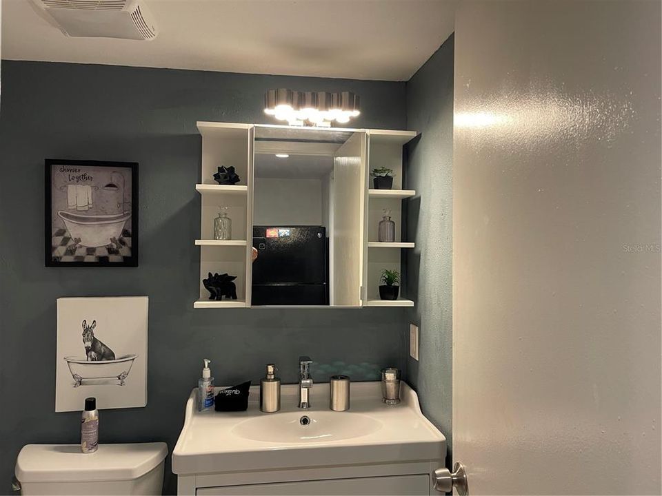 For Sale: $139,900 (1 beds, 1 baths, 456 Square Feet)