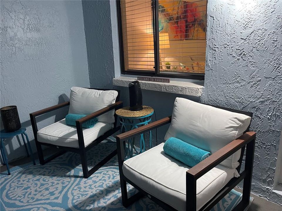 For Sale: $139,900 (1 beds, 1 baths, 456 Square Feet)