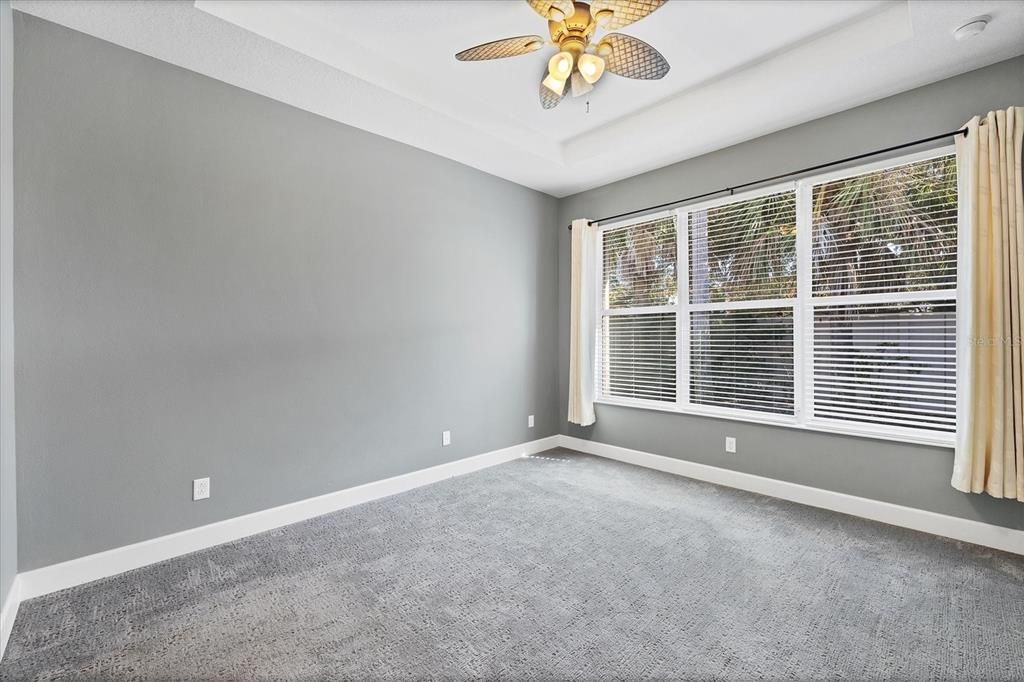 待售: $345,000 (2 贝兹, 2 浴室, 1558 平方英尺)