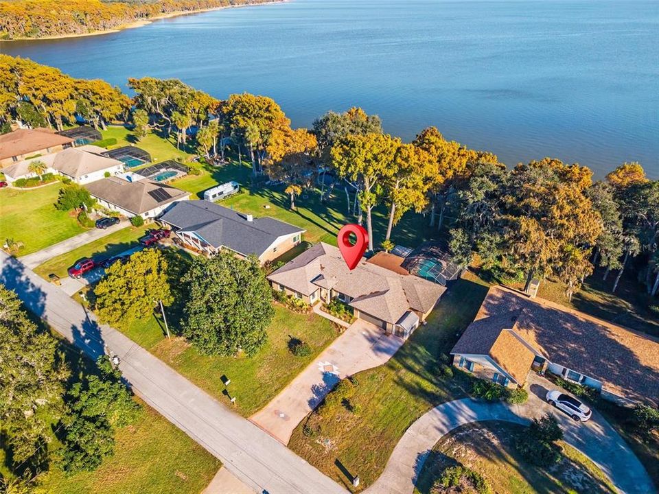 For Sale: $650,000 (3 beds, 2 baths, 2232 Square Feet)