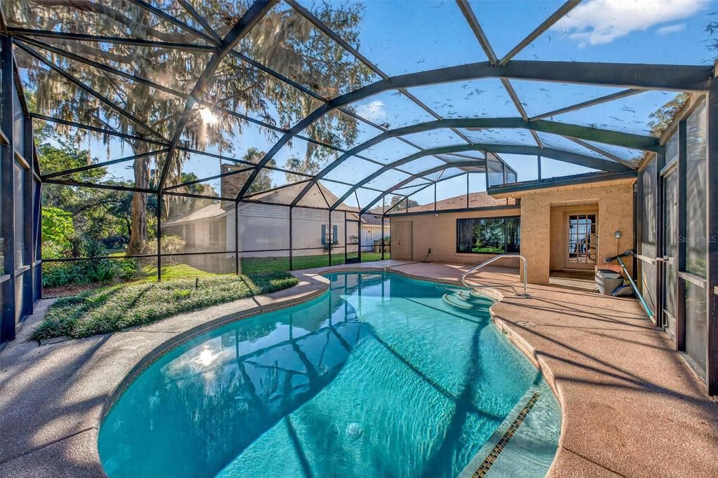 For Sale: $650,000 (3 beds, 2 baths, 2232 Square Feet)