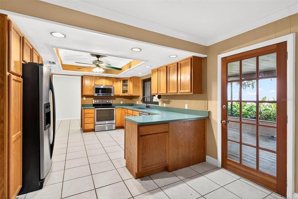 For Sale: $650,000 (3 beds, 2 baths, 2232 Square Feet)