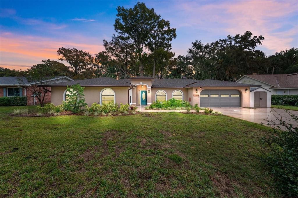 For Sale: $650,000 (3 beds, 2 baths, 2232 Square Feet)