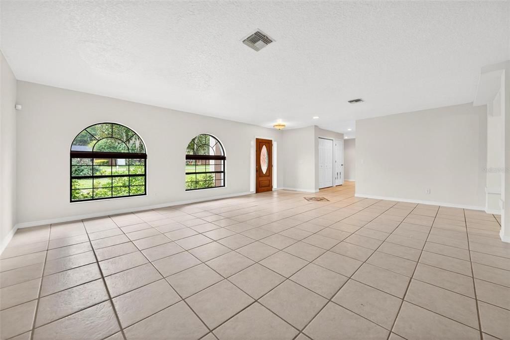 For Sale: $650,000 (3 beds, 2 baths, 2232 Square Feet)