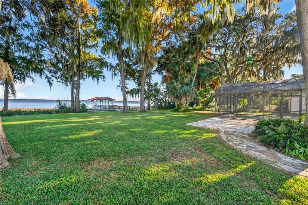 For Sale: $650,000 (3 beds, 2 baths, 2232 Square Feet)