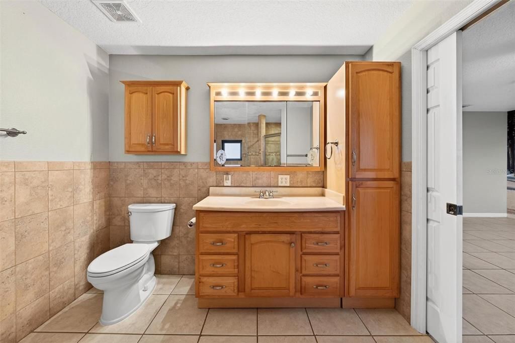 For Sale: $650,000 (3 beds, 2 baths, 2232 Square Feet)