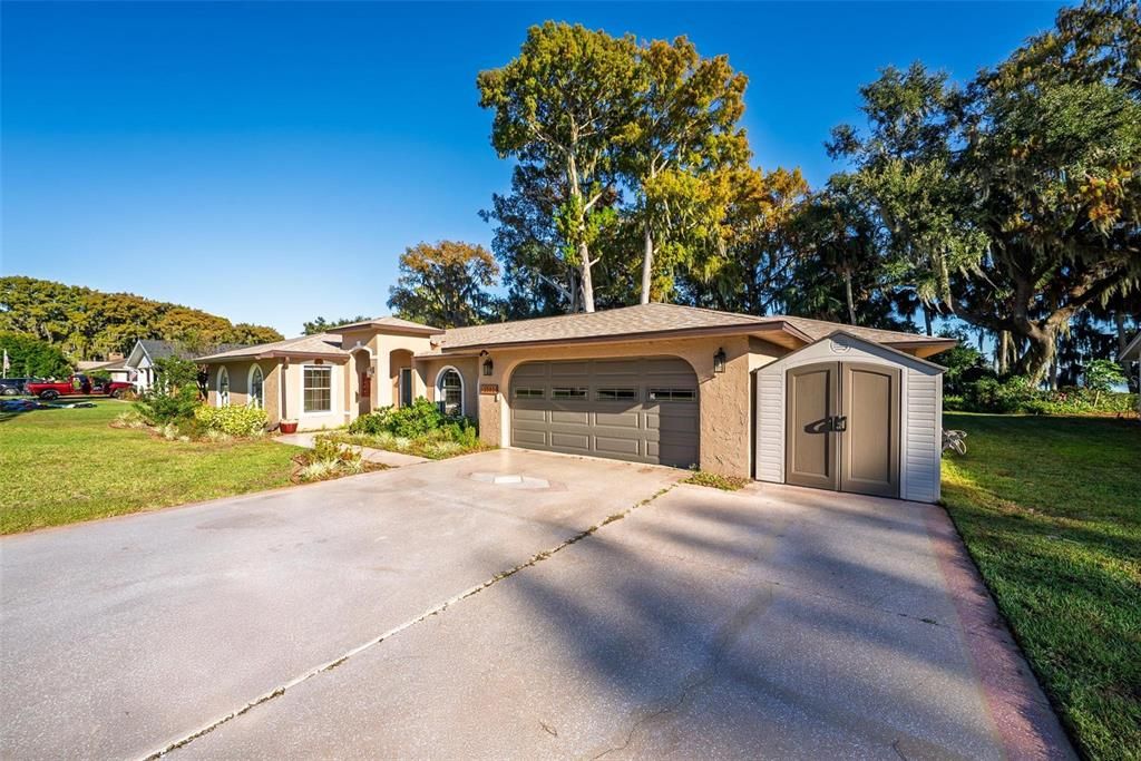 For Sale: $650,000 (3 beds, 2 baths, 2232 Square Feet)