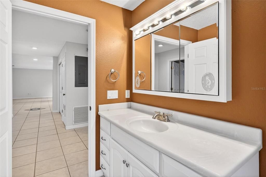 For Sale: $650,000 (3 beds, 2 baths, 2232 Square Feet)