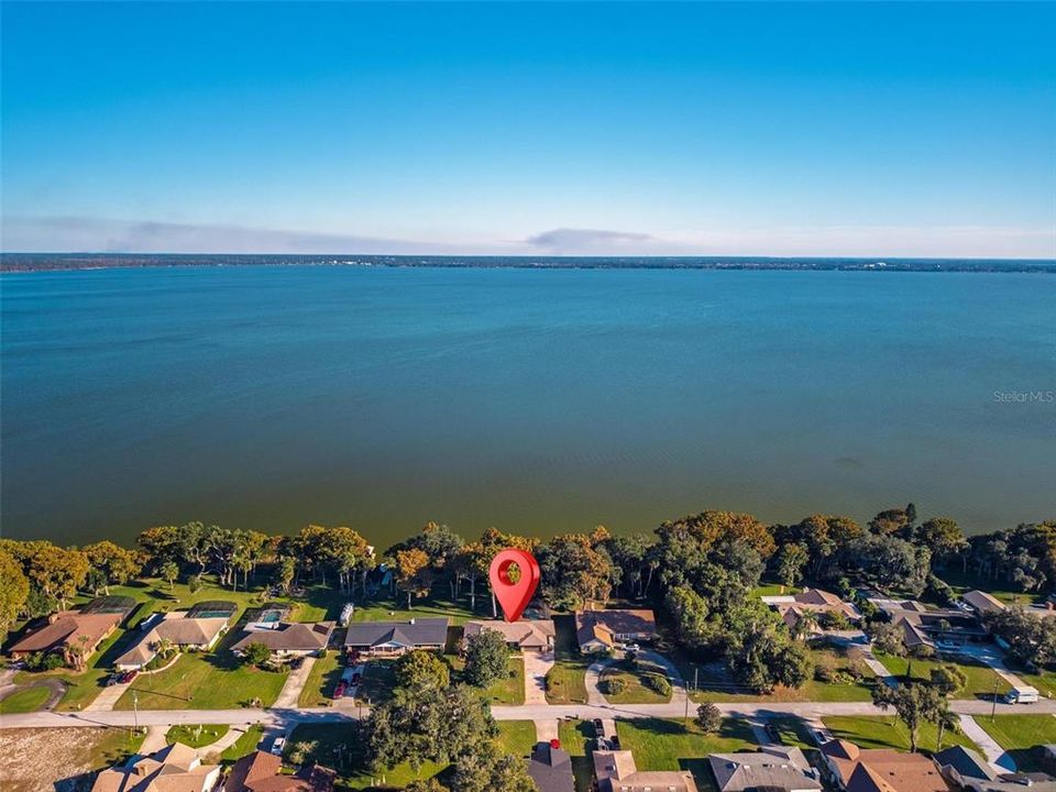 For Sale: $650,000 (3 beds, 2 baths, 2232 Square Feet)