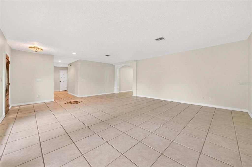 For Sale: $650,000 (3 beds, 2 baths, 2232 Square Feet)