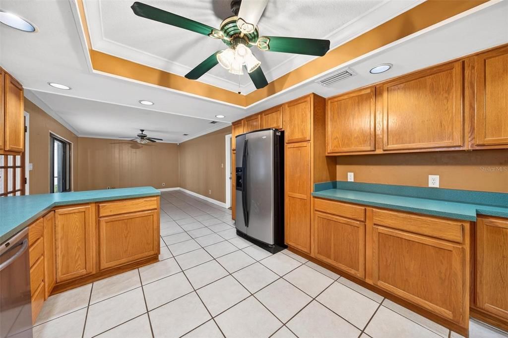 For Sale: $650,000 (3 beds, 2 baths, 2232 Square Feet)