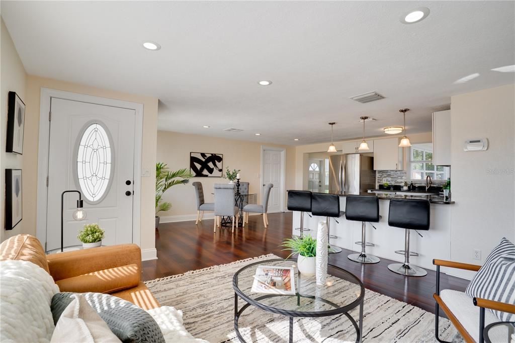 En Venta: $319,000 (2 camas, 1 baños, 1004 Pies cuadrados)