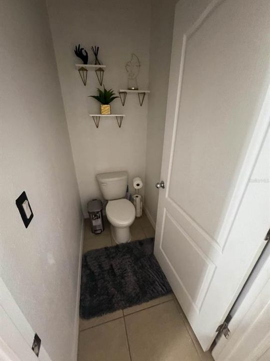 На продажу: $335,000 (3 спален, 2 ванн, 1706 Квадратных фут)