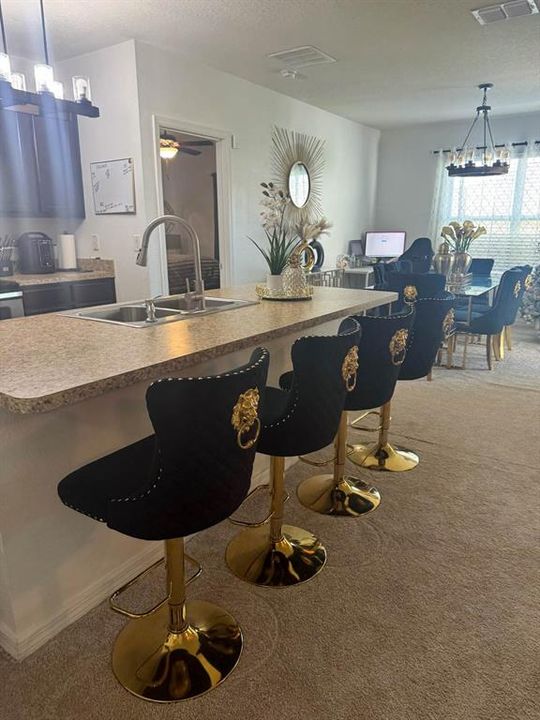 На продажу: $335,000 (3 спален, 2 ванн, 1706 Квадратных фут)