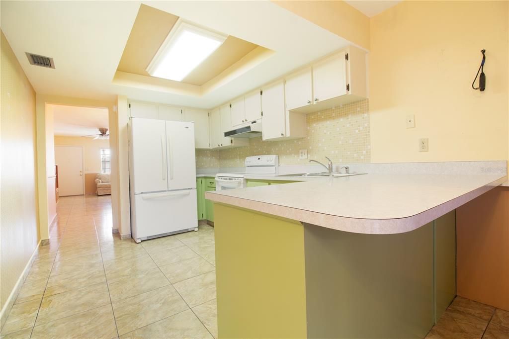 待售: $125,000 (2 贝兹, 2 浴室, 1104 平方英尺)