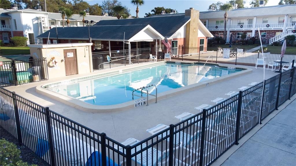 待售: $125,000 (2 贝兹, 2 浴室, 1104 平方英尺)