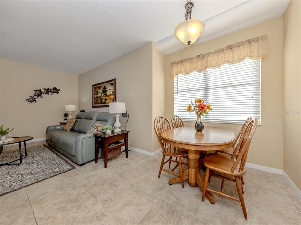 For Sale: $539,900 (4 beds, 2 baths, 2644 Square Feet)