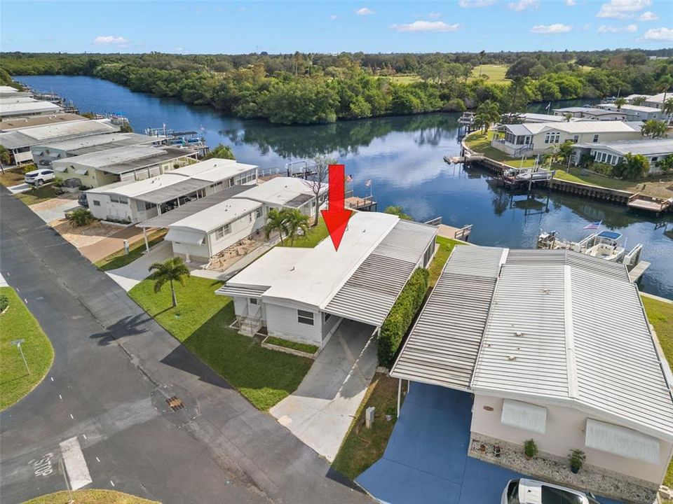 For Sale: $250,000 (2 beds, 1 baths, 872 Square Feet)