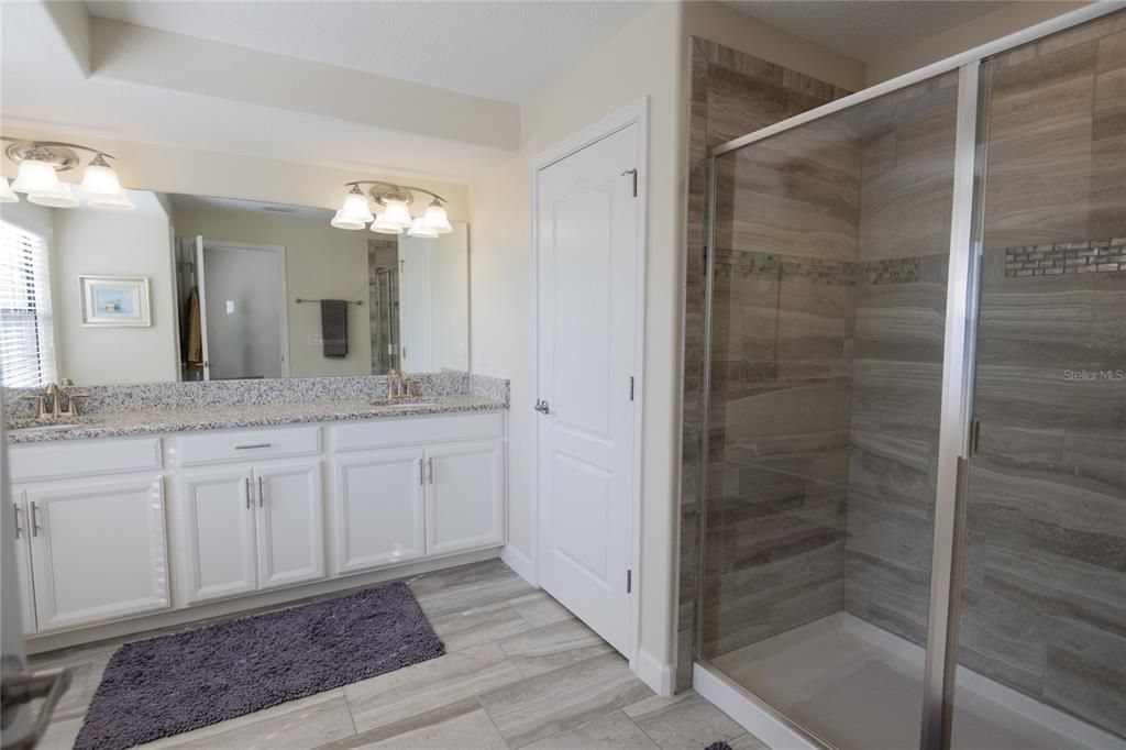 В аренду: $3,000 (4 спален, 4 ванн, 2569 Квадратных фут)