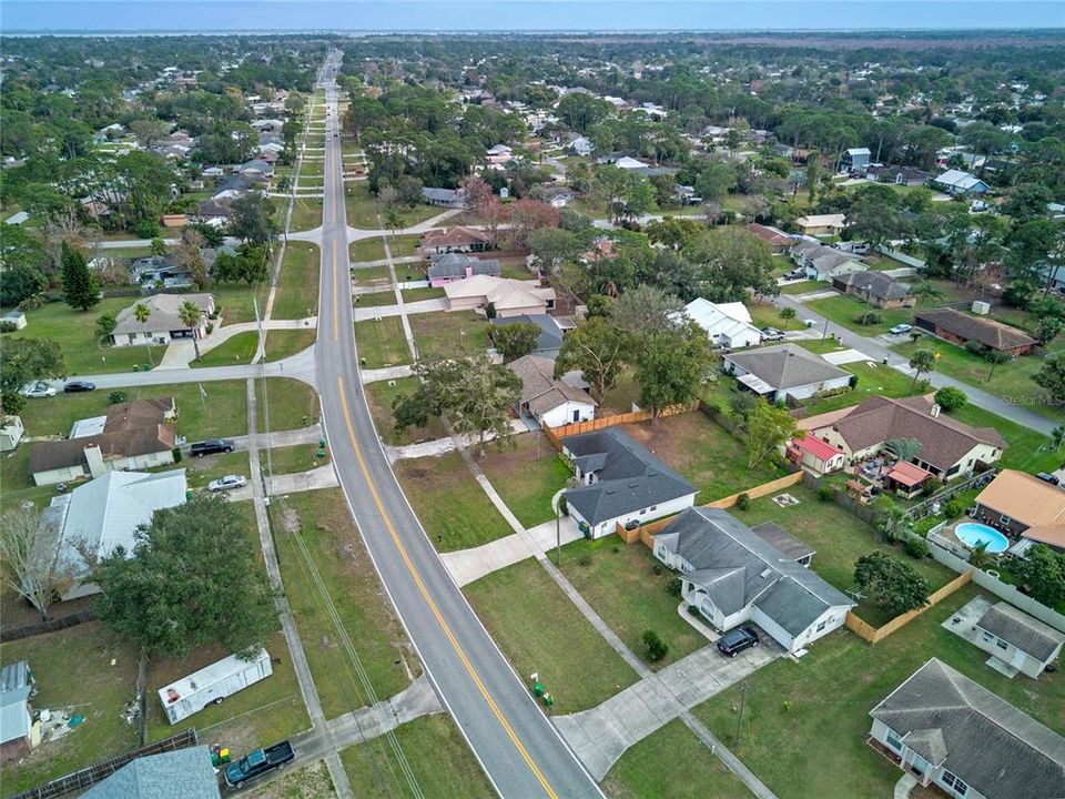 На продажу: $300,000 (4 спален, 2 ванн, 1668 Квадратных фут)